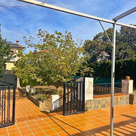 Casa Con Jardin En Ogijares Villa Exterior photo